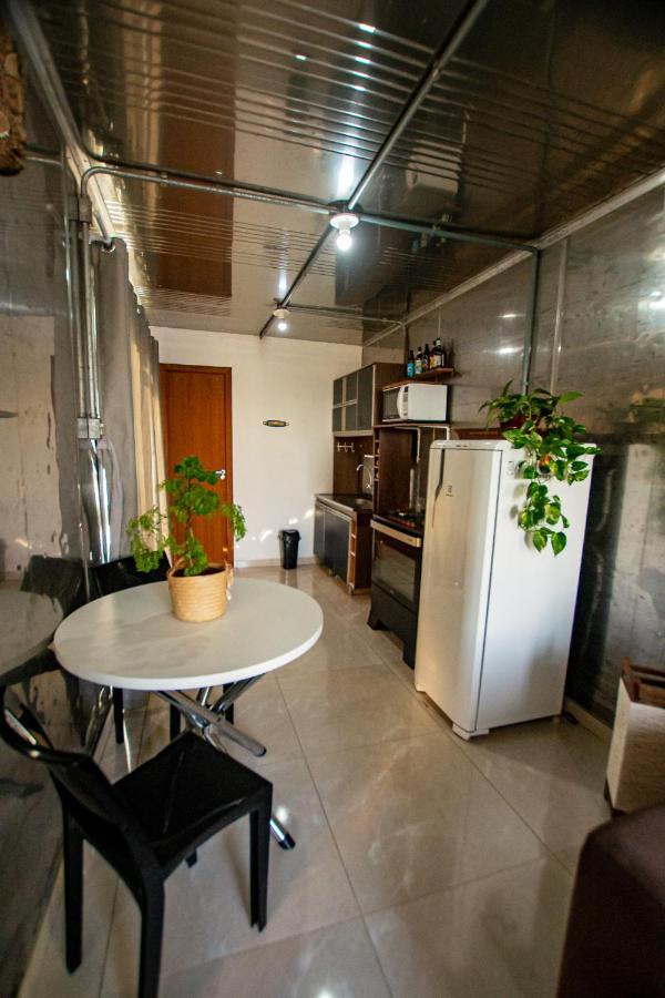 Lake View Guest House Praia do Rosa Bagian luar foto
