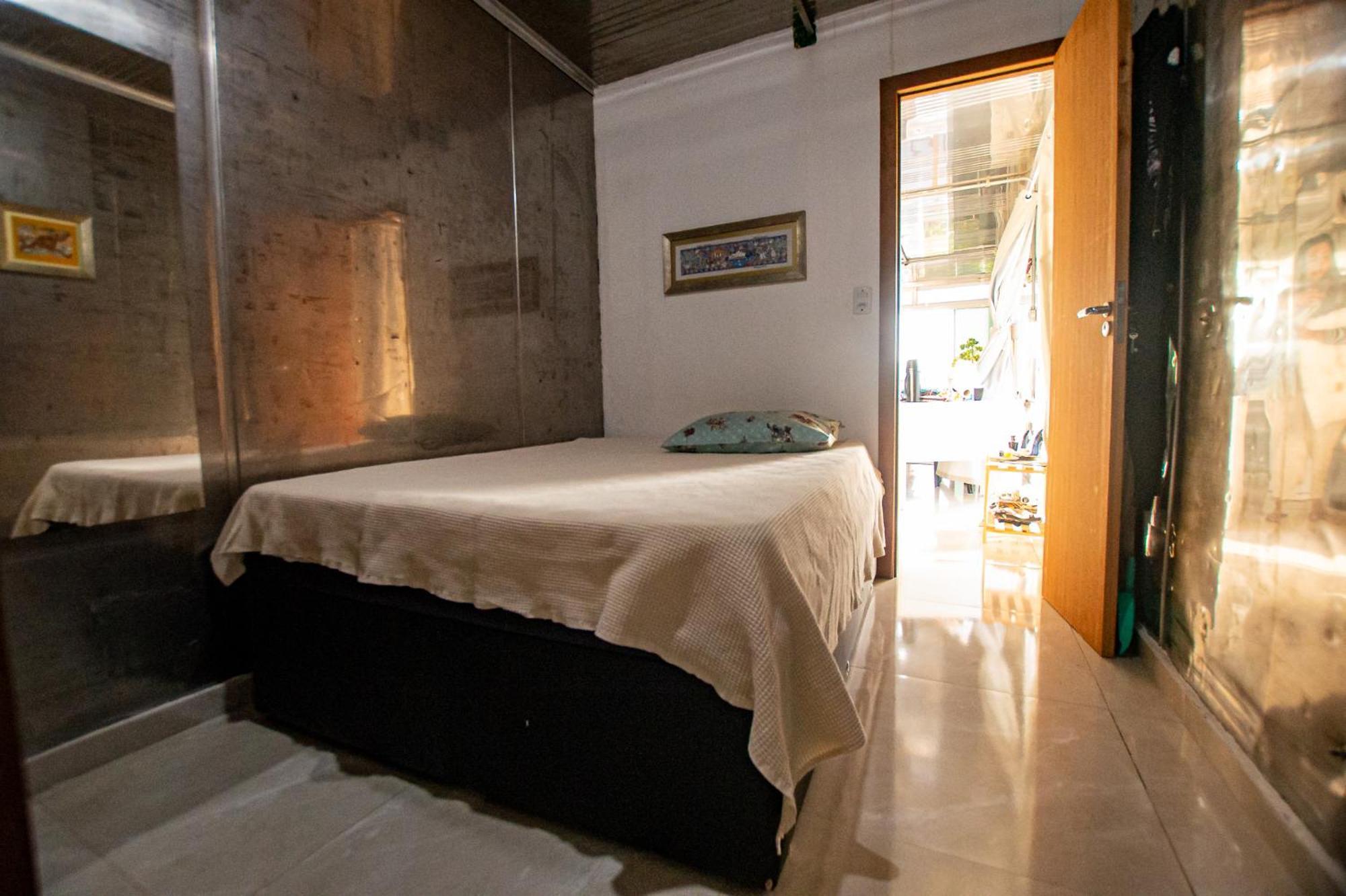Lake View Guest House Praia do Rosa Ruang foto
